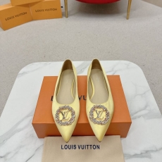 Louis Vuitton Flat Shoes